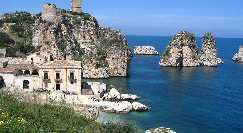 Casa Vacanze Marco Polo vista mare Trappeto  Trappeto (Sicily)